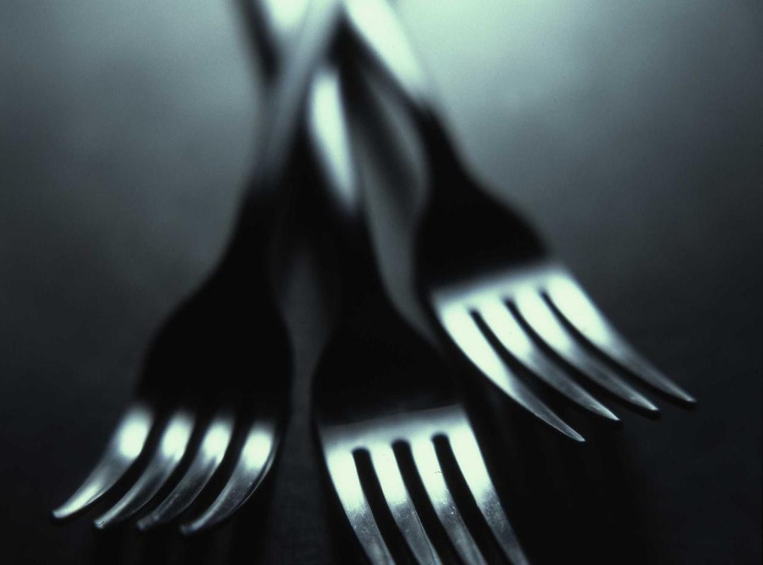 Artistic & Candid: Expressing Personality Through Creative Shots